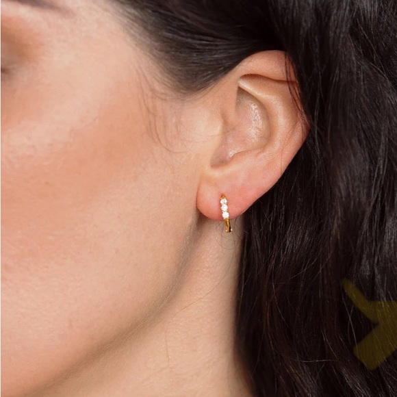 Olive & Piper 18K Gold Vermeil Taryn Hoops - Picture 3 of 8